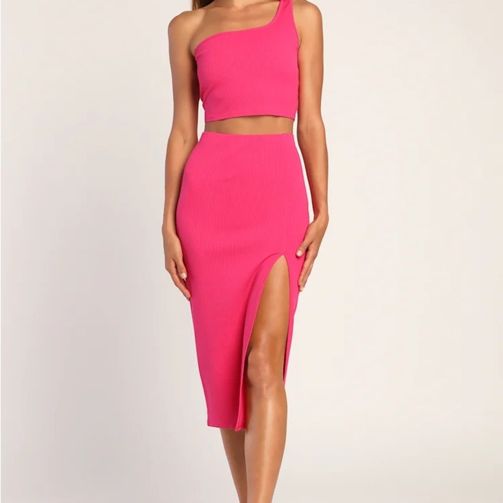 Lulu’s Pink One-Shoulder Crop Top and Skirt Set